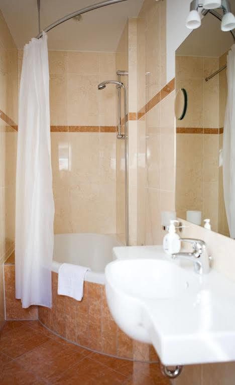 Flair Hotel Hochspessart Heigenbruecken Εξωτερικό φωτογραφία